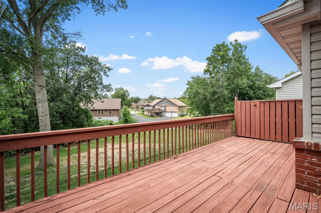 Kennerly Estates Condo Three - Residential