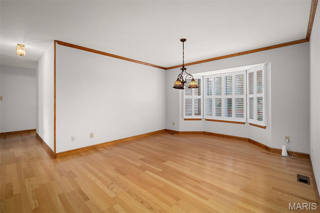 Kennerly Estates Condo Three - Residential