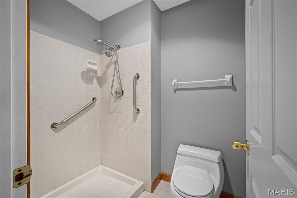 Kennerly Estates Condo Three - Residential