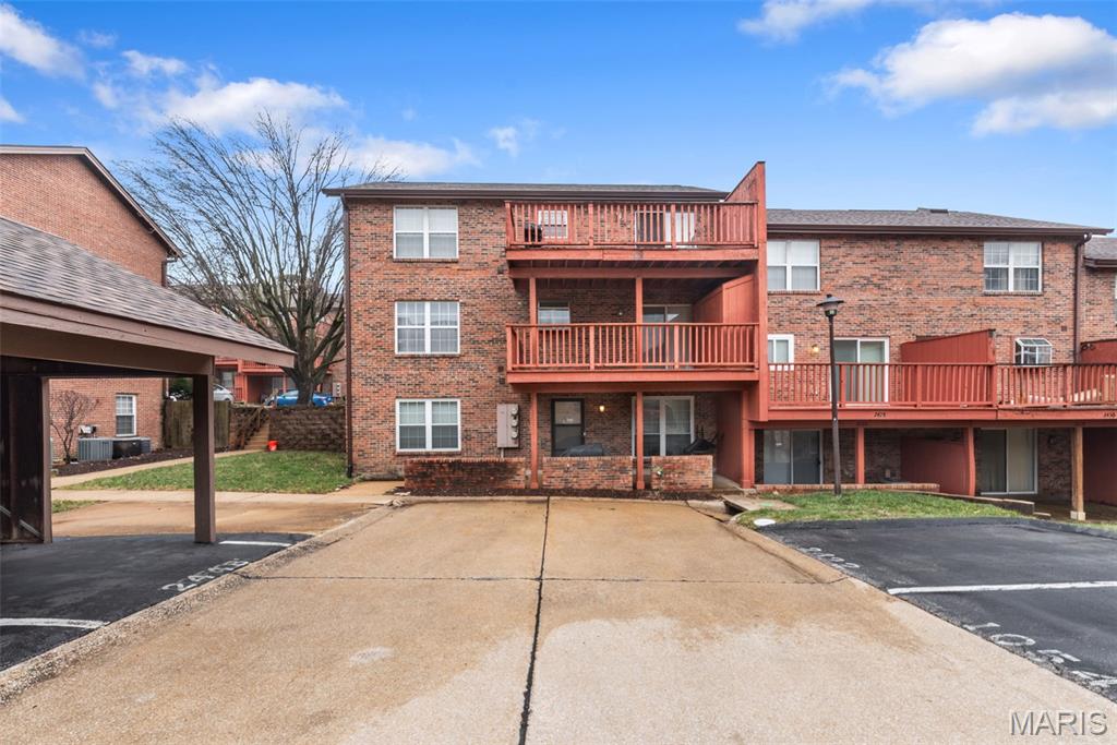 Ashton Place Condo - Residential