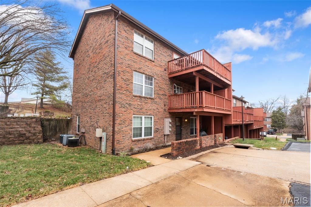 Ashton Place Condo - Residential