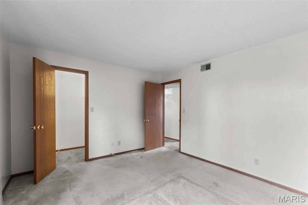 Ashton Place Condo - Residential
