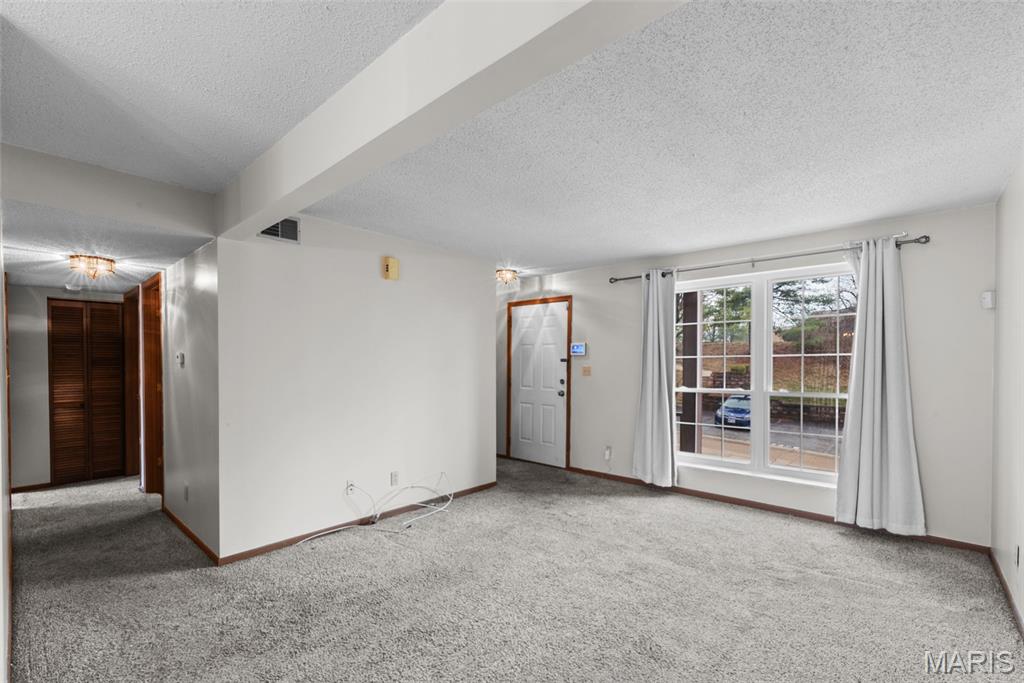 Ashton Place Condo - Residential