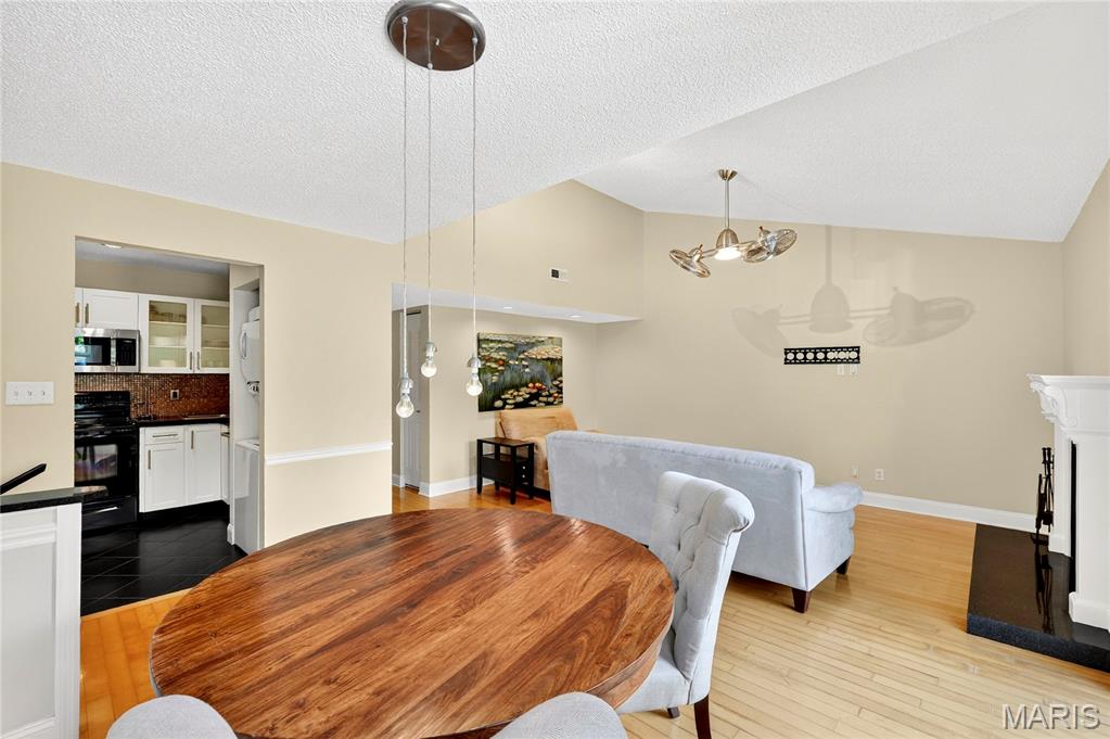 Brentwood Forest Condo Ph Three - Residential
