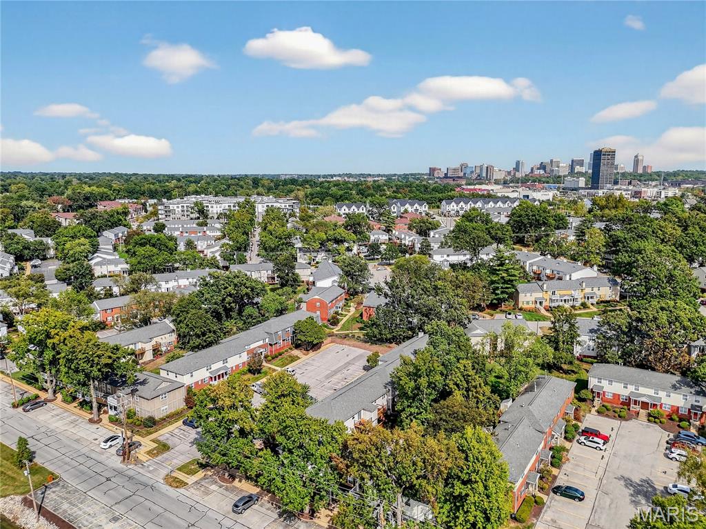 Brentwood Forest Condo Ph Three - Residential