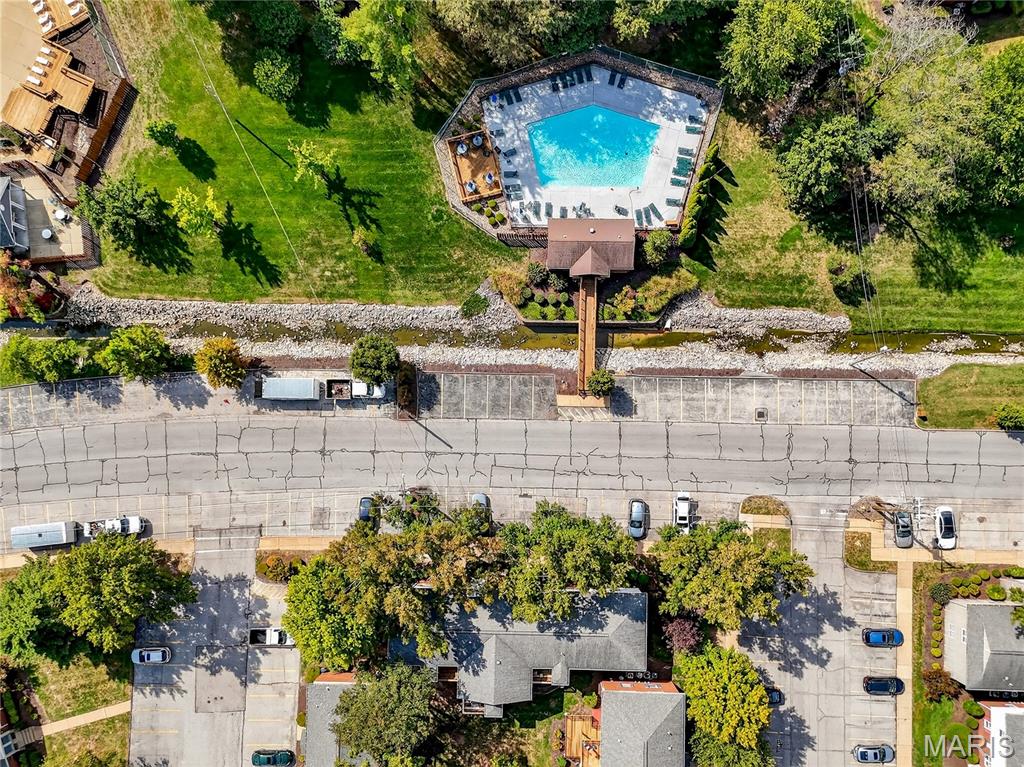 Brentwood Forest Condo Ph Three - Residential