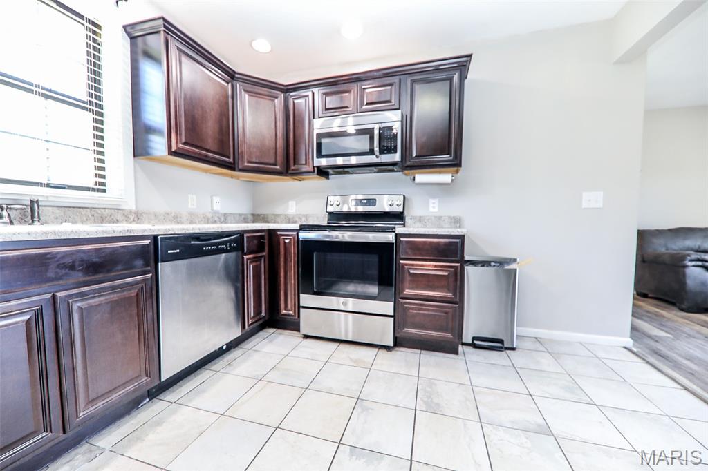 Capitol Oaks - Residential