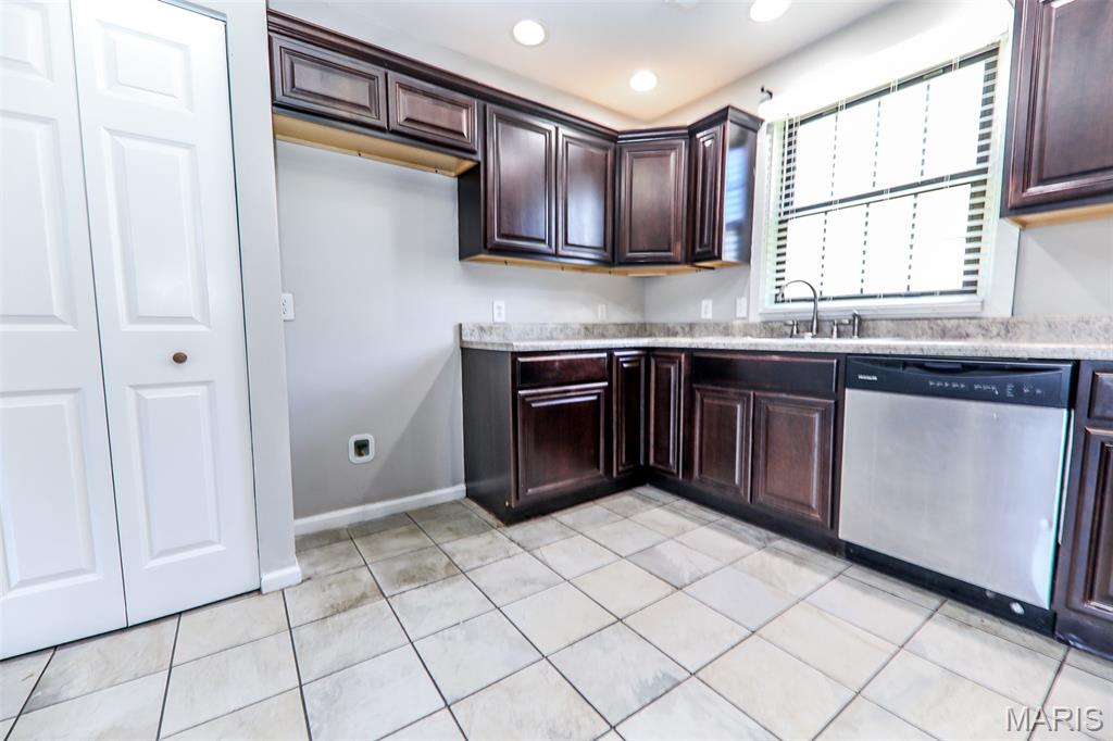 Capitol Oaks - Residential