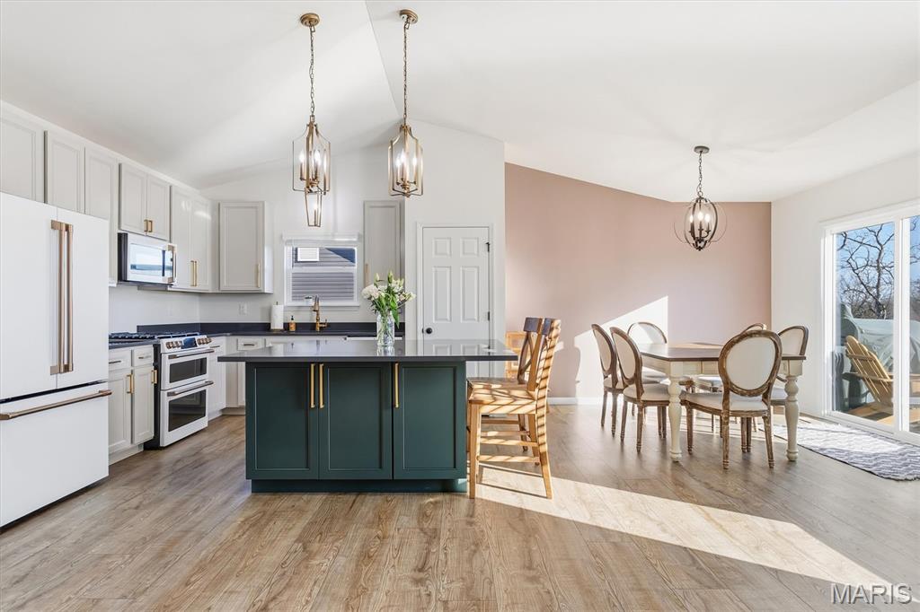 Arbors Of Rockwood Six The - Residential