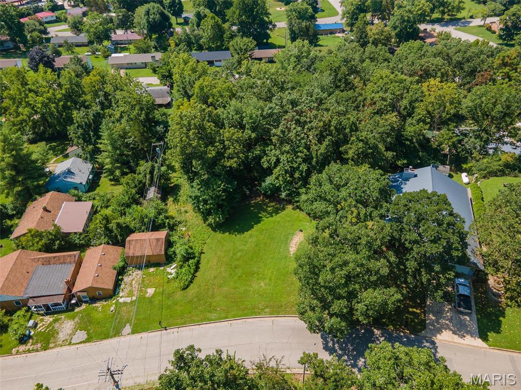 IDEAL BUILDING OPPORTUNITY!  Seize your opportunity to own home on Lot 1 in Westwinds Subdivision in Waynesville. With access to public water and sewer, ready for you to bring your vision to life. Embrace the convenience of being part of a well-established neighborhood while enjoying the flexibility of designing your perfect home. Don't miss out on this fantastic chance!
Lot 1 is a +/- .40 acre lot located on Fleetwood Drive. No utilities have been established on these lots. Don't miss out on this fantastic chance!