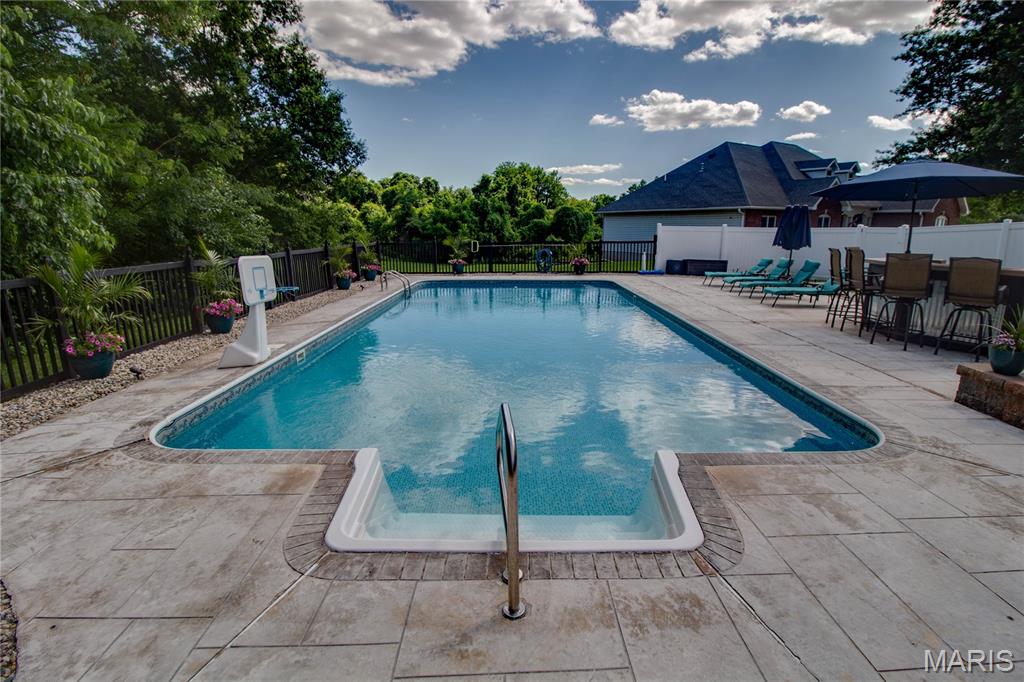 Whispering Oaks #14 - Residential