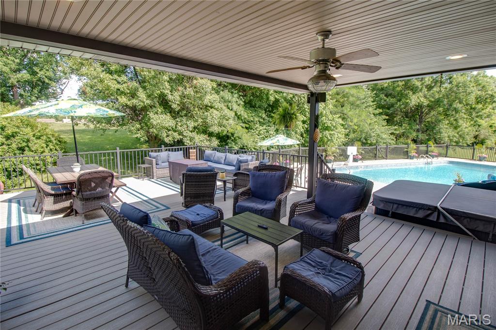 Whispering Oaks #14 - Residential