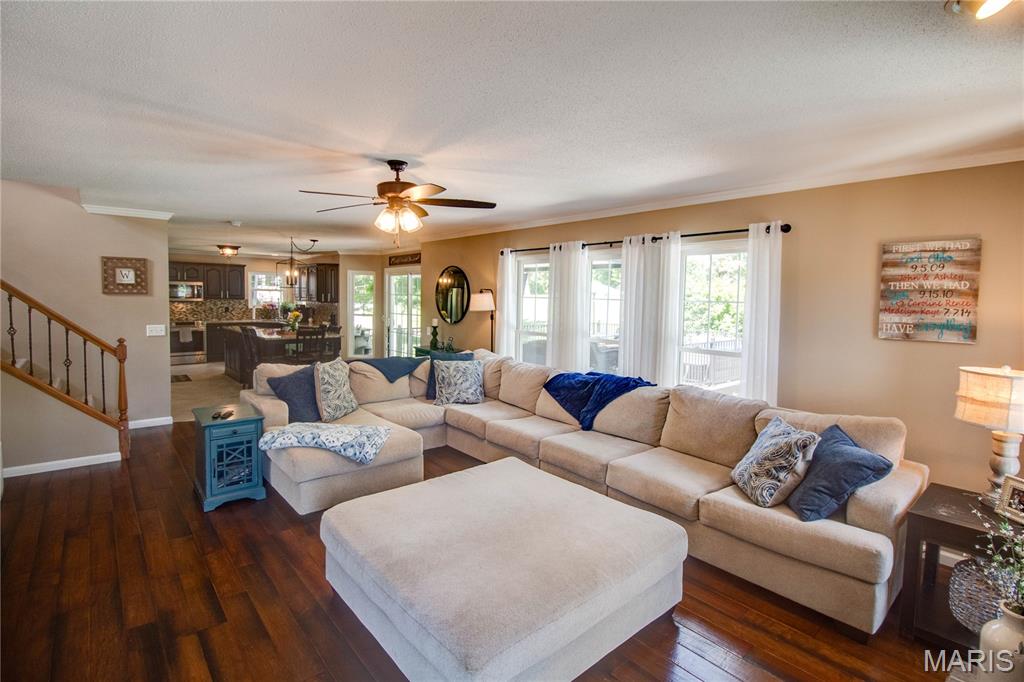 Whispering Oaks #14 - Residential