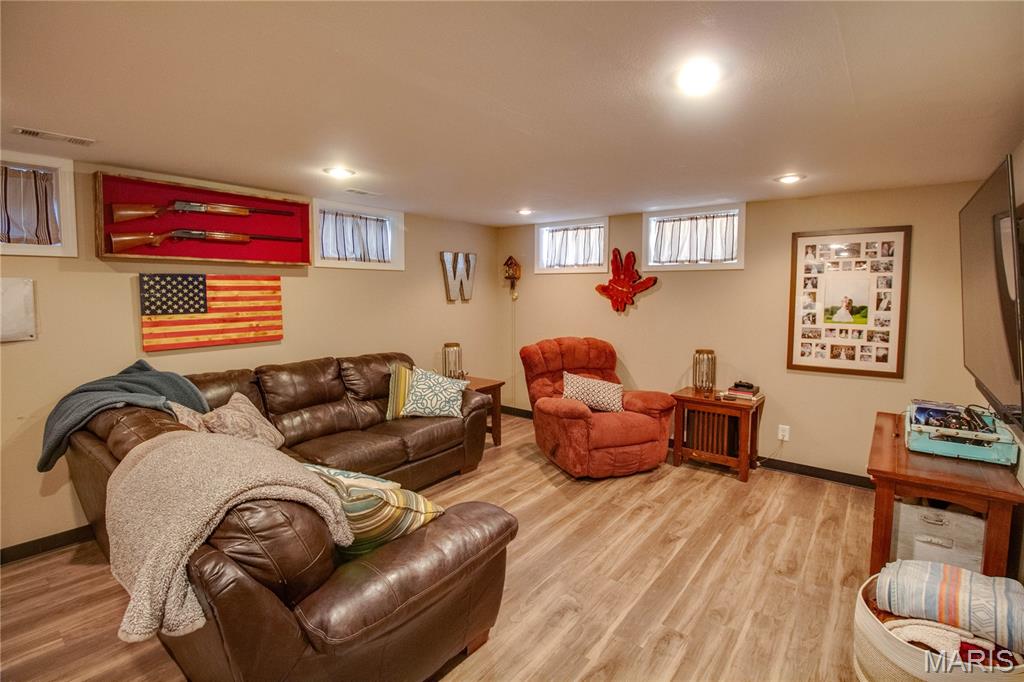 Whispering Oaks #14 - Residential