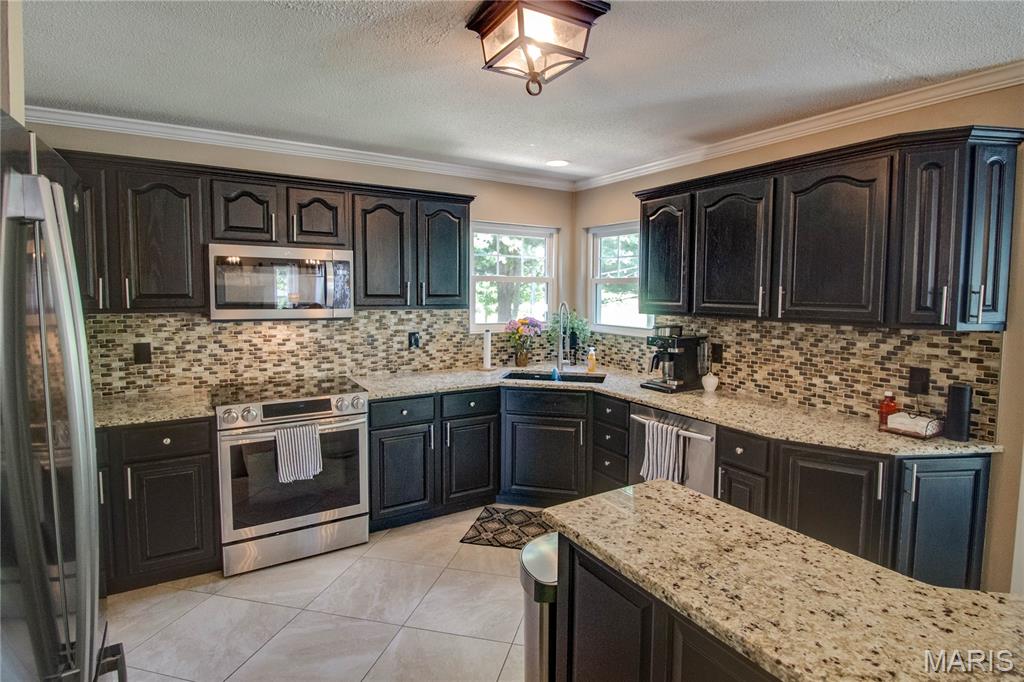 Whispering Oaks #14 - Residential