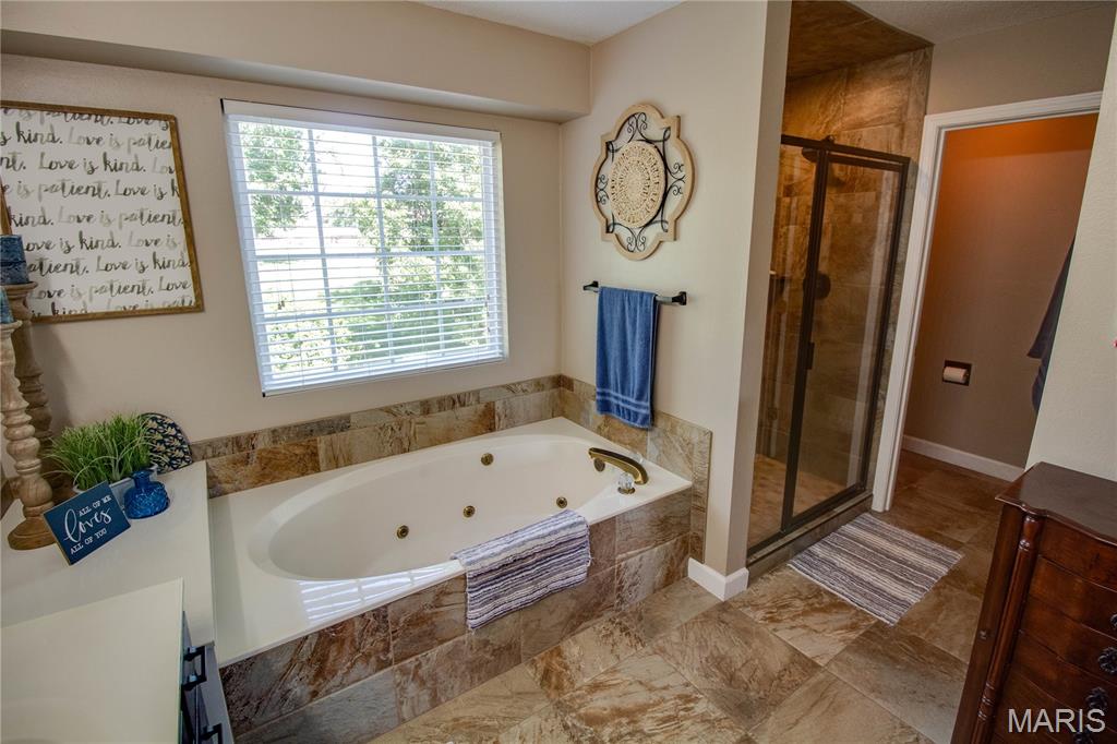Whispering Oaks #14 - Residential
