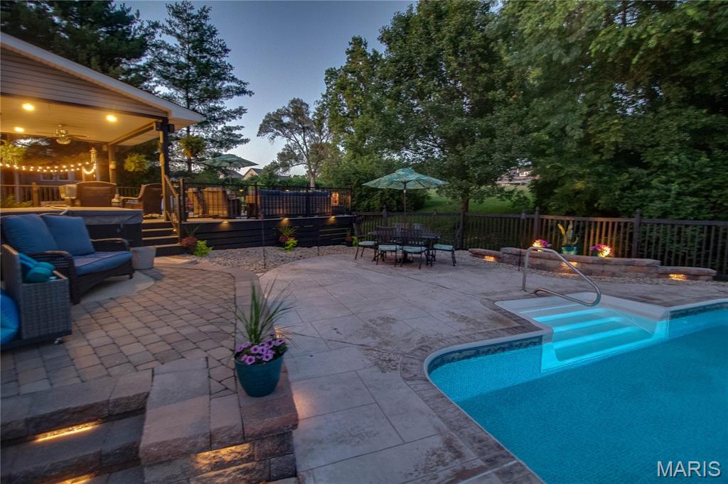 Whispering Oaks #14 - Residential
