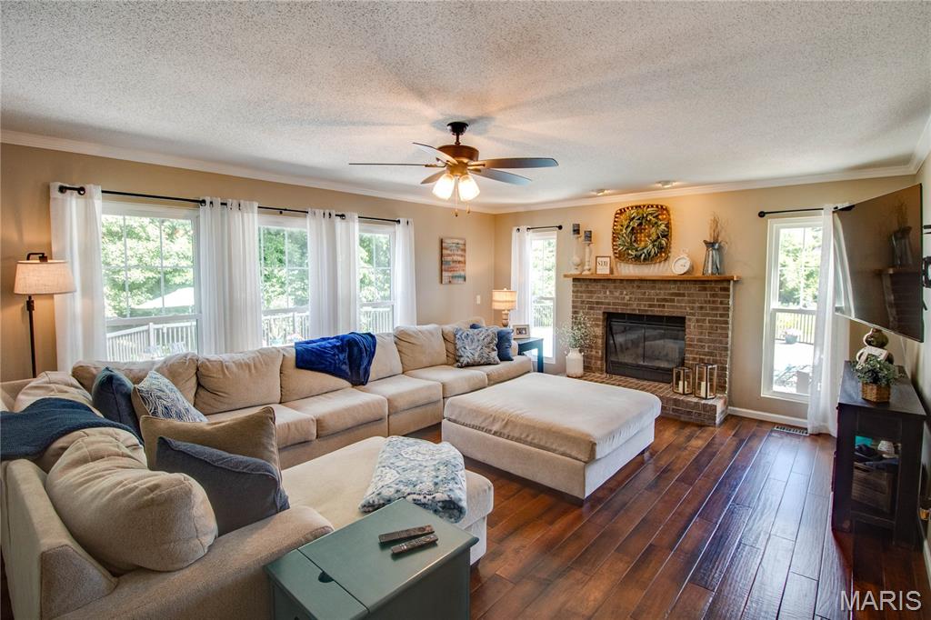 Whispering Oaks #14 - Residential