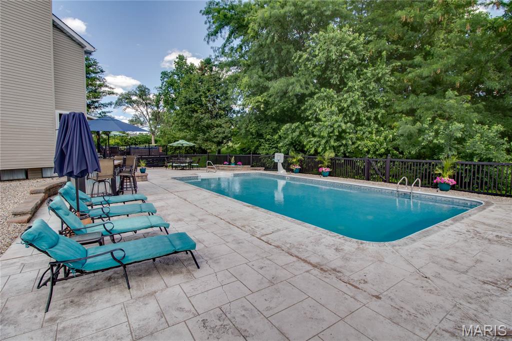 Whispering Oaks #14 - Residential