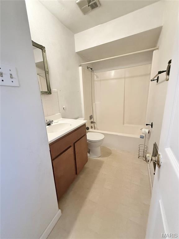 NOT IN A SUBDIVISION - Residential Lease