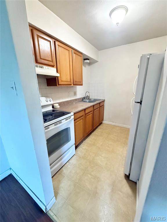 NOT IN A SUBDIVISION - Residential Lease