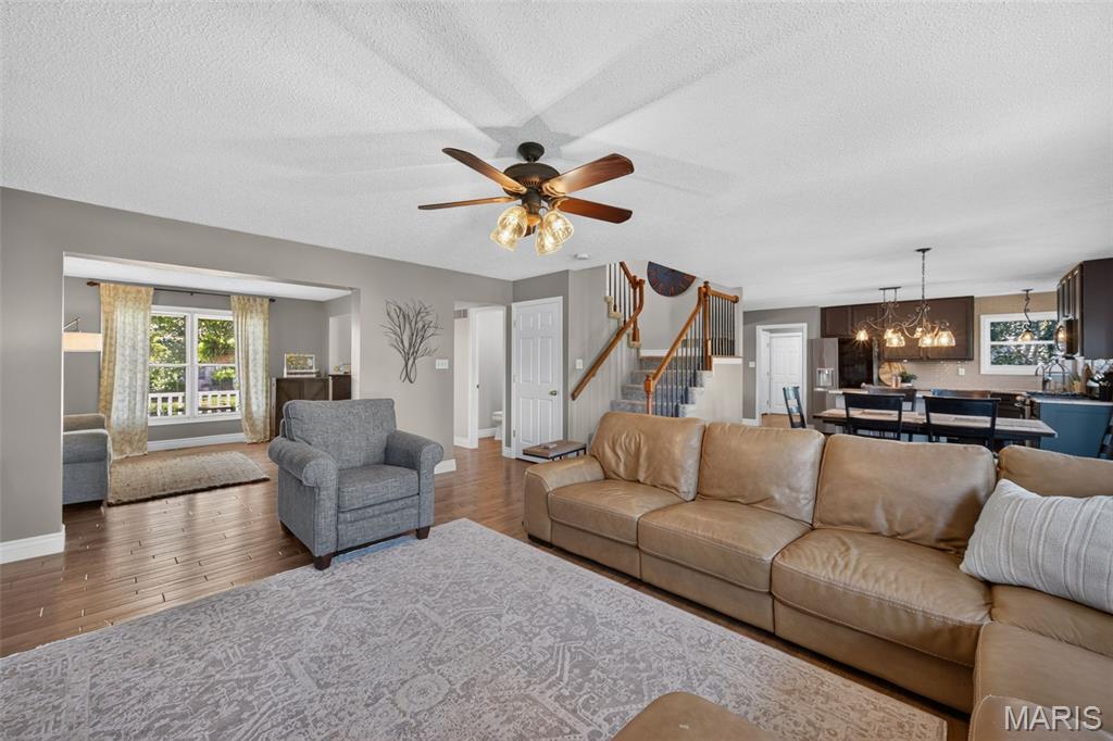Est At Highgrove - Residential
