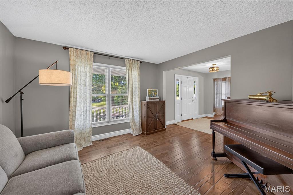 Est At Highgrove - Residential
