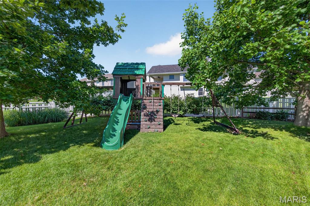 Est At Highgrove - Residential