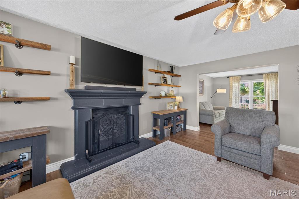 Est At Highgrove - Residential
