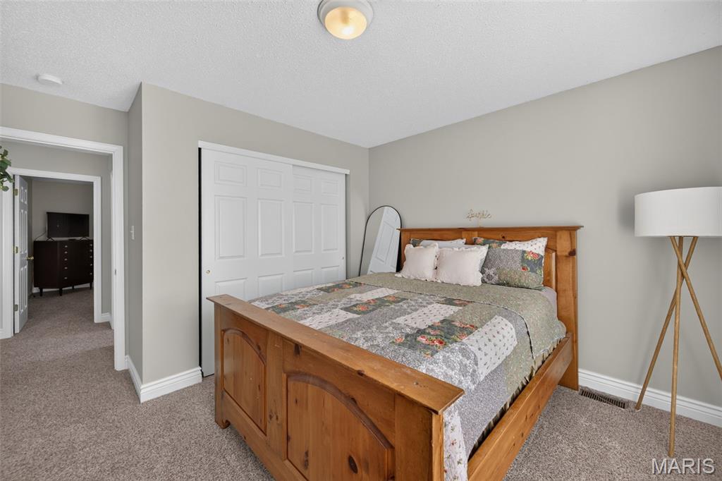 Est At Highgrove - Residential
