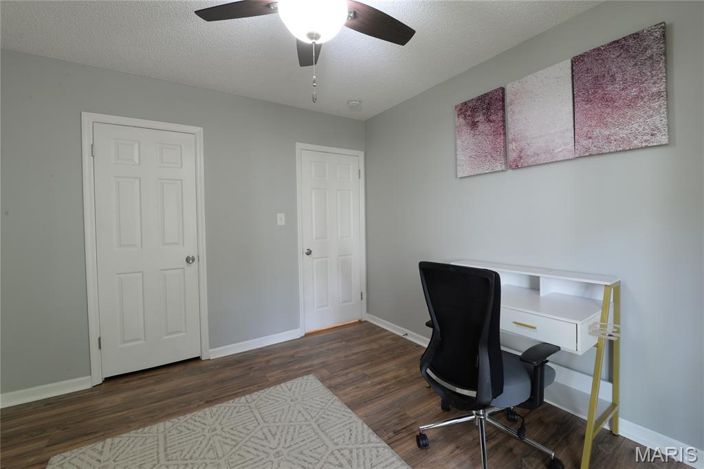 Brentwood Forest Condo Ph Eight - Residential