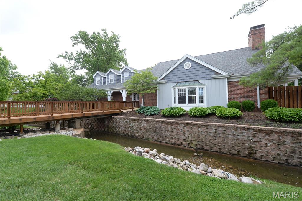 Brentwood Forest Condo Ph Eight - Residential