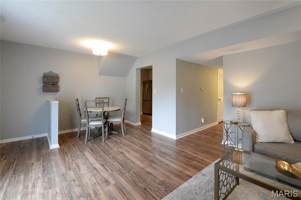 Brentwood Forest Condo Ph Eight - Residential