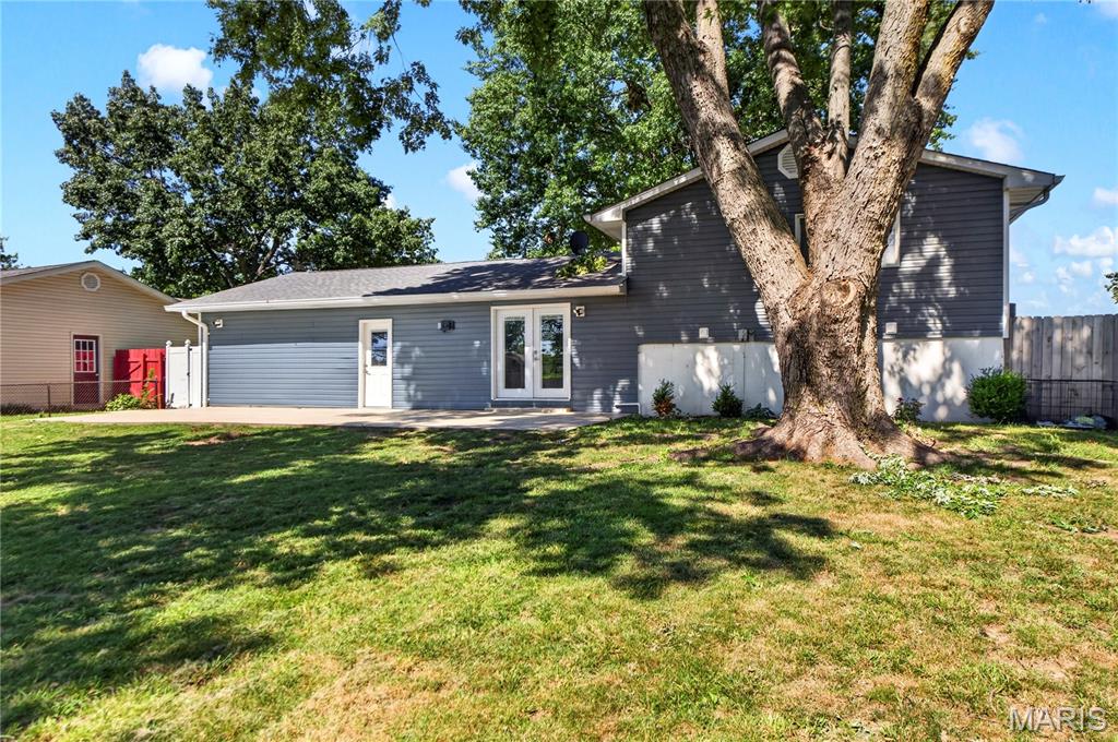 Crystal Wood Dr - Residential