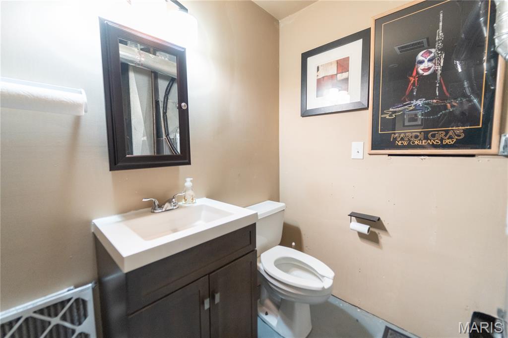 Alton - Commercial Sale