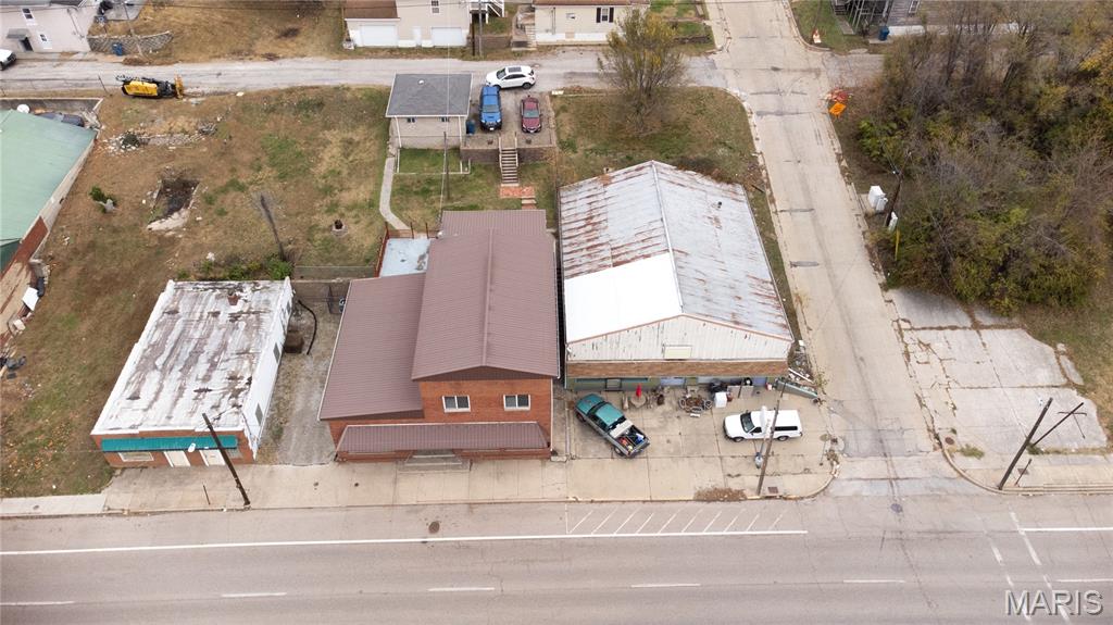Alton - Commercial Sale