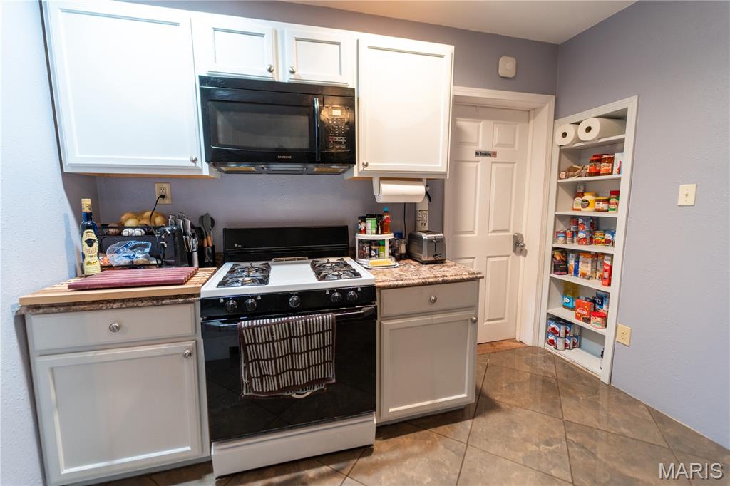 Alton - Commercial Sale