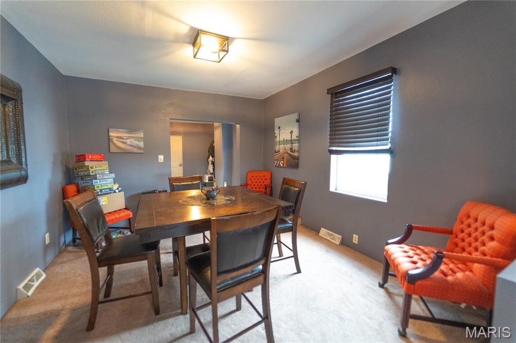 Alton - Commercial Sale
