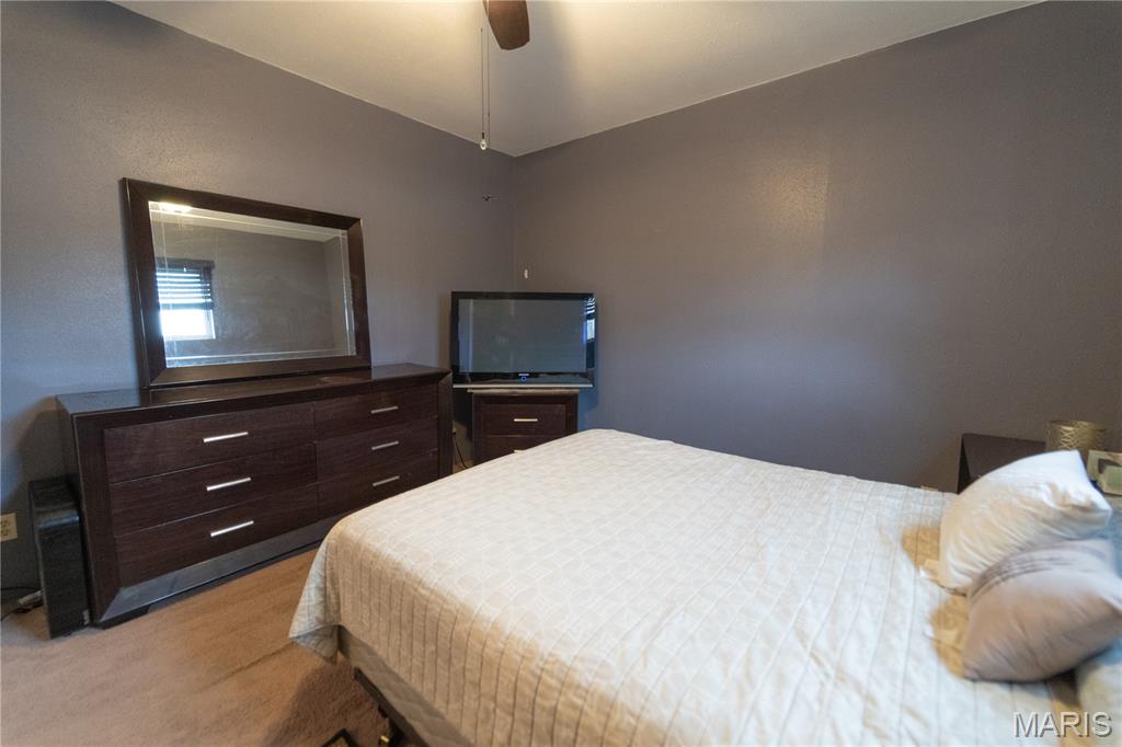 Alton - Commercial Sale
