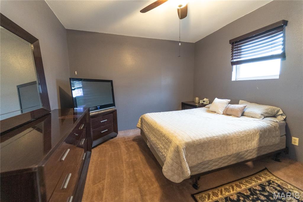 Alton - Commercial Sale