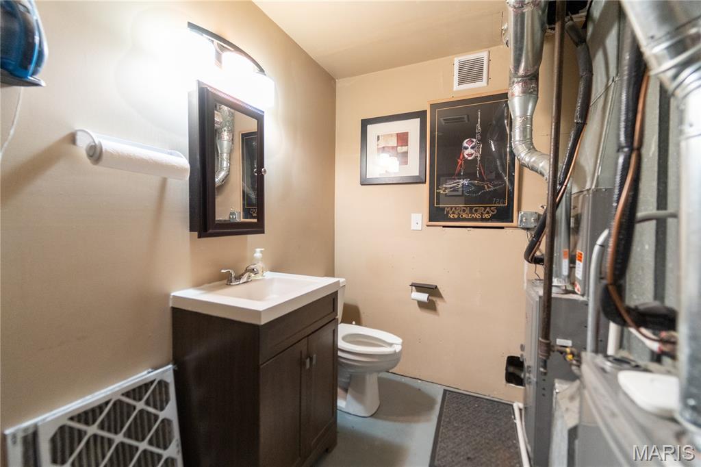 Alton - Commercial Sale
