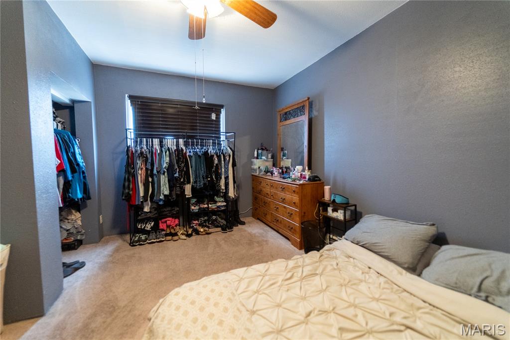 Alton - Commercial Sale