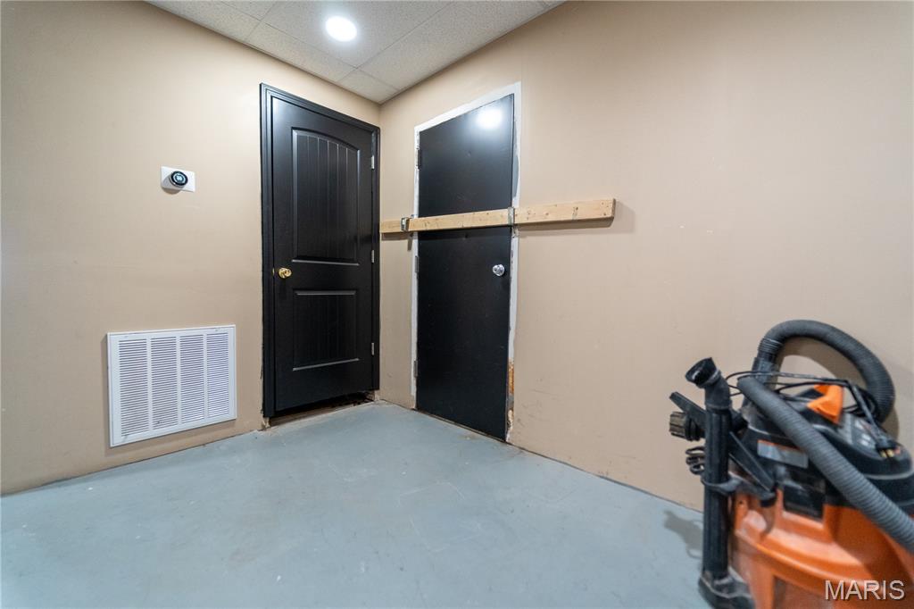 Alton - Commercial Sale