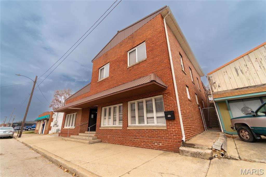 Alton - Commercial Sale