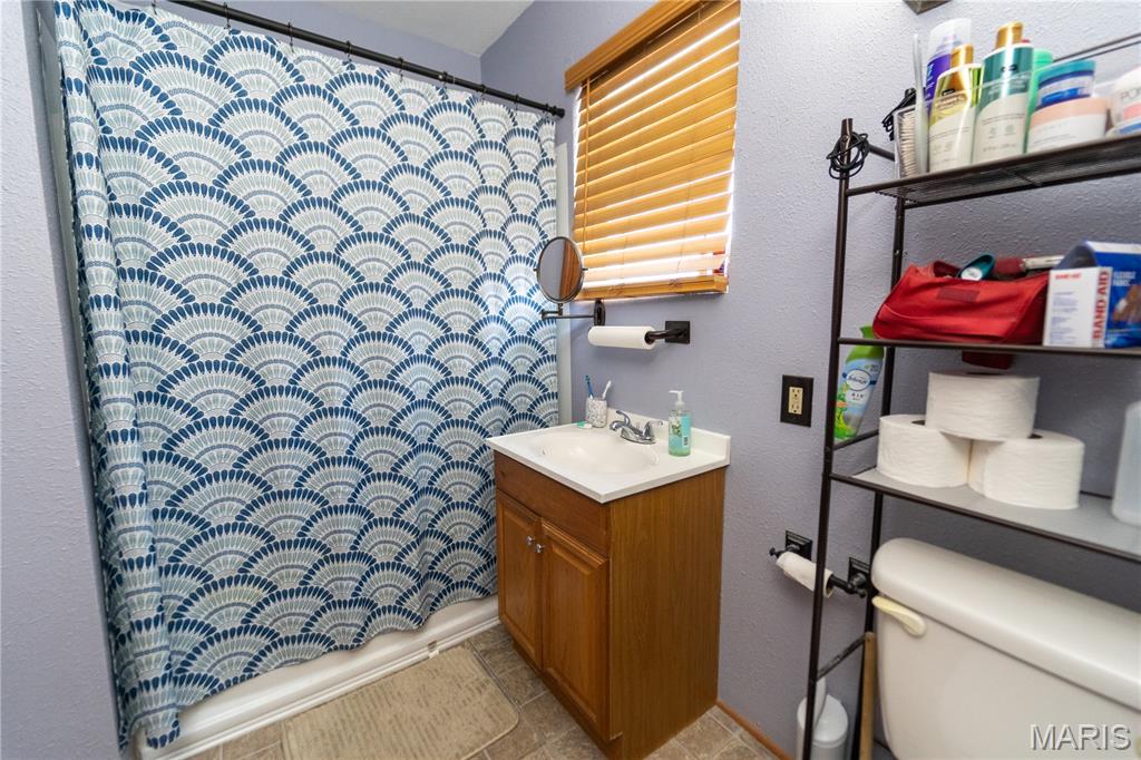 Alton - Commercial Sale