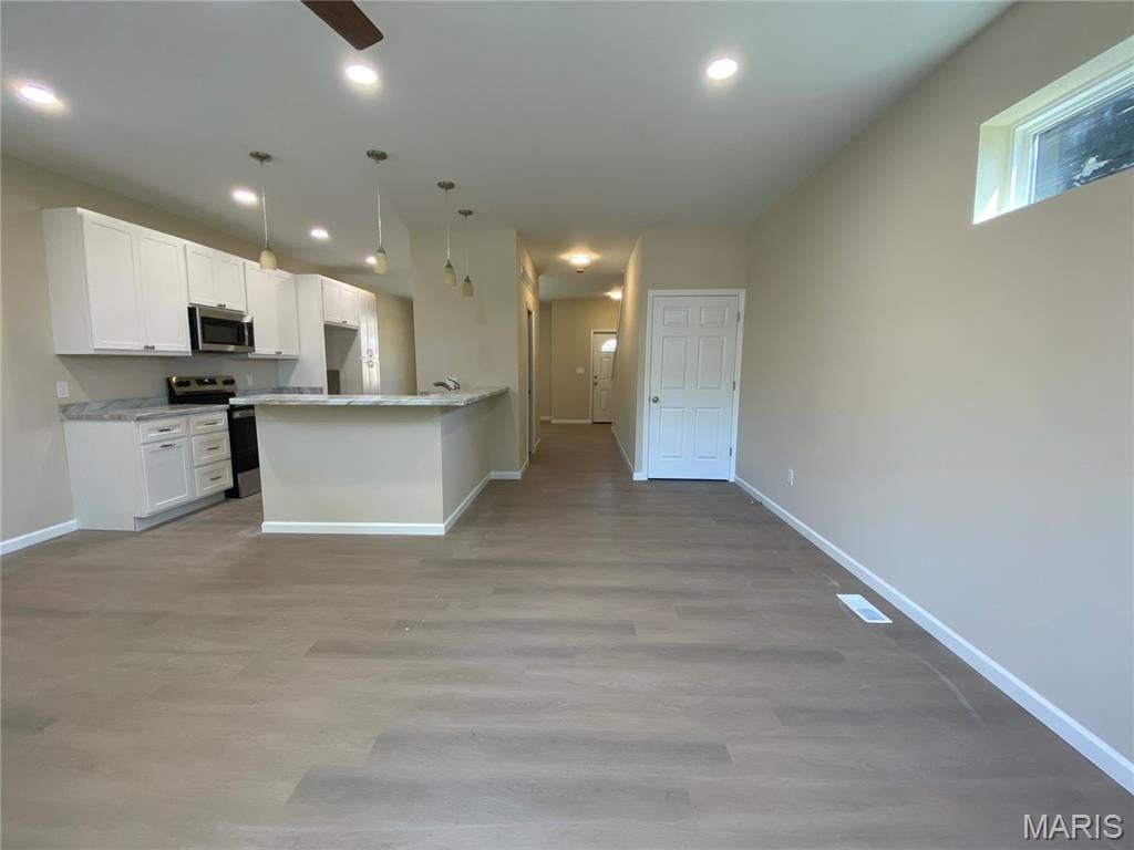 6518 Etzel Ave - Residential