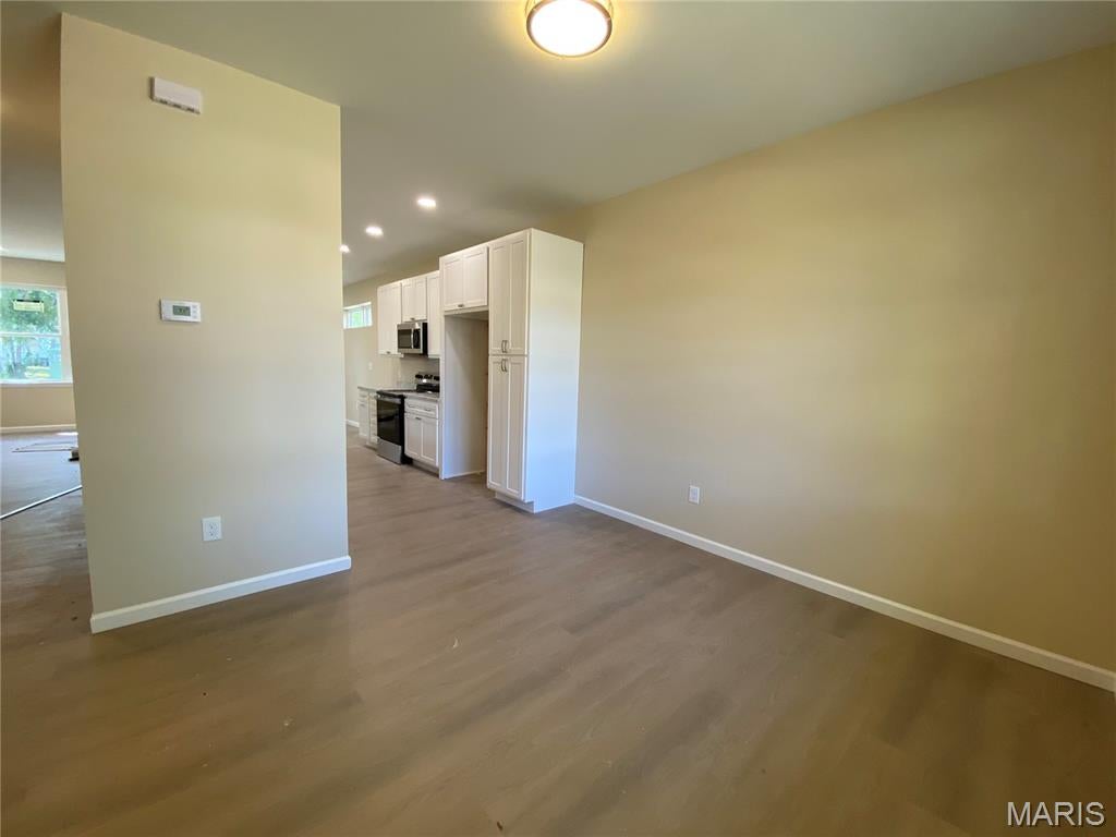 6518 Etzel Ave - Residential