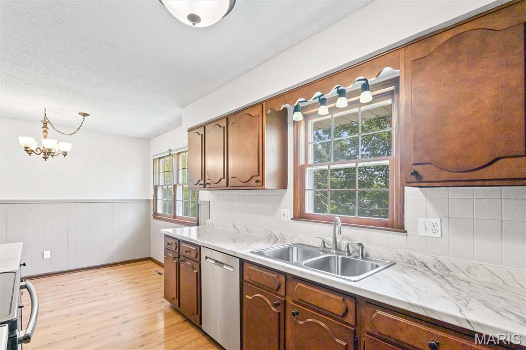 VALLEY VIEW GARDENS - Residential