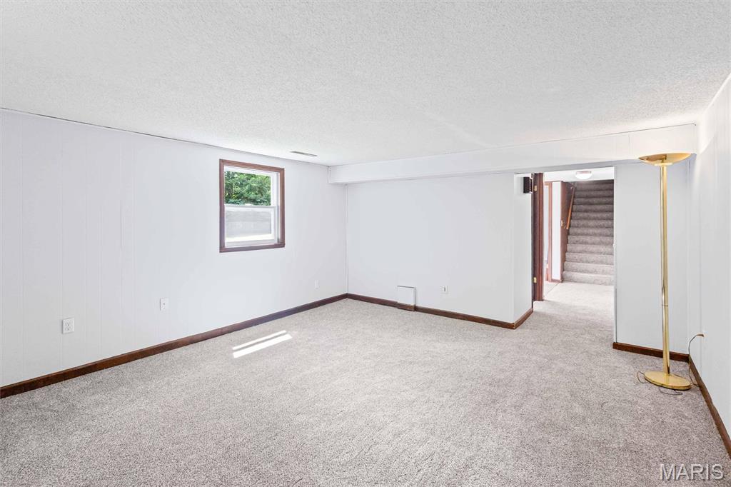 VALLEY VIEW GARDENS - Residential