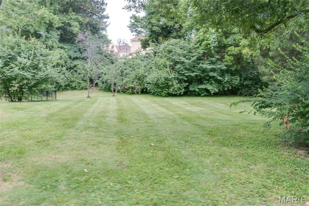 Meadow Pkwy - Residential